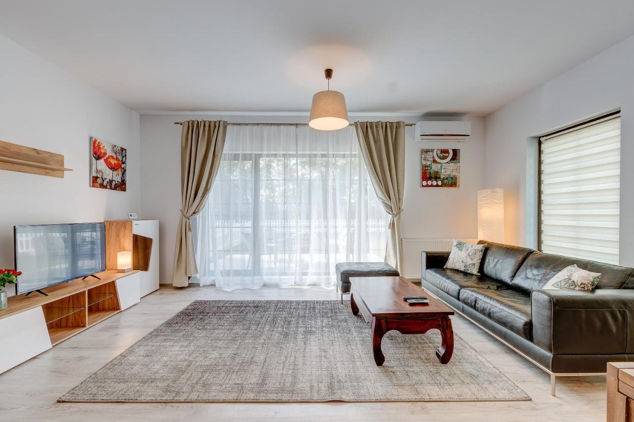 Bucharest Airport Suites & Villas Otopeni Exterior foto
