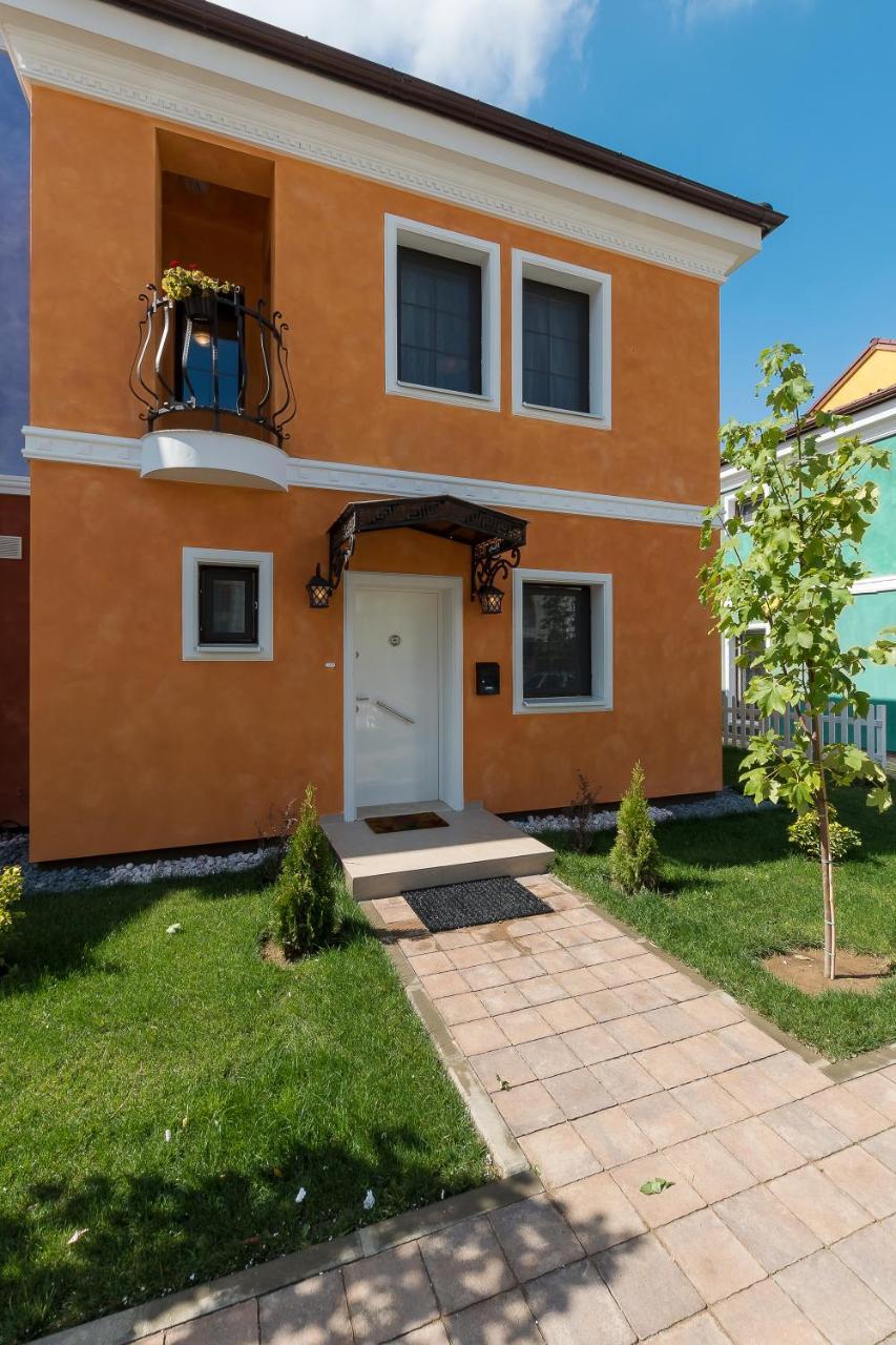 Bucharest Airport Suites & Villas Otopeni Exterior foto