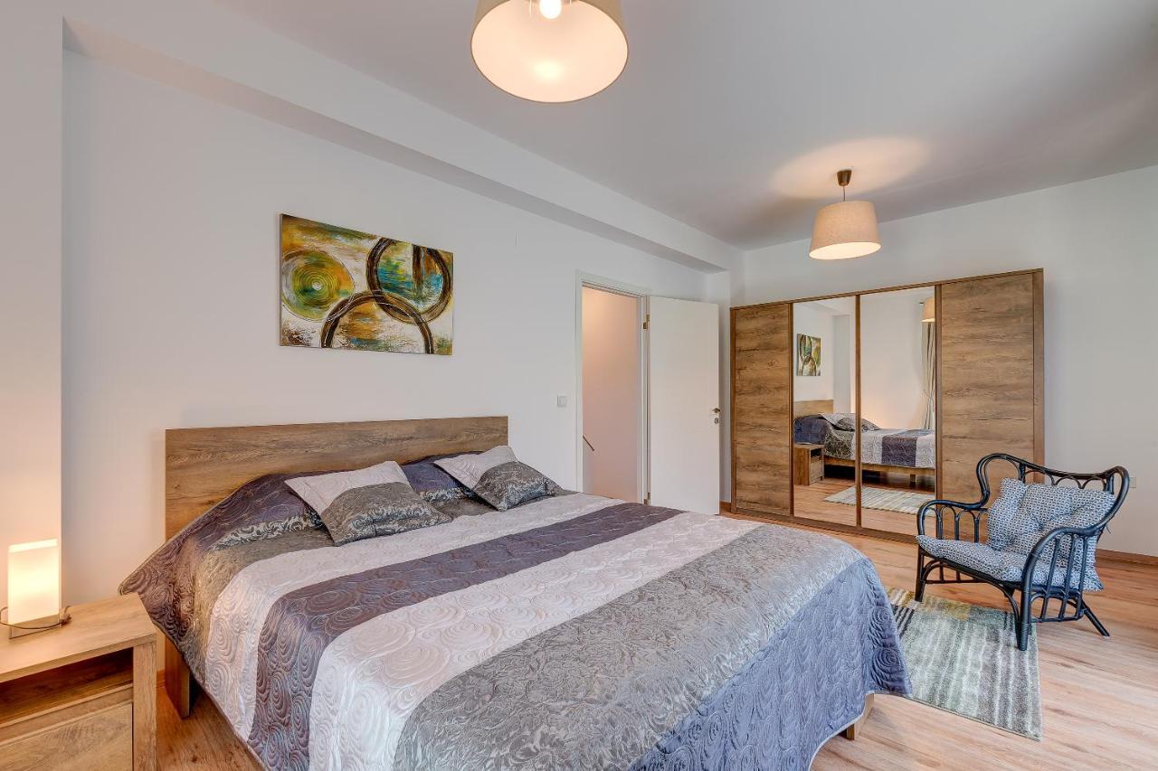 Bucharest Airport Suites & Villas Otopeni Exterior foto